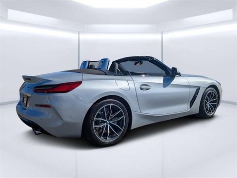 Used 2020 BMW Z4 sDrive30i w/ Convenience Package image 3