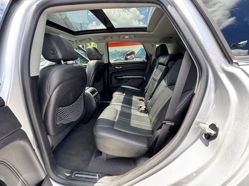 Used 2016 Cadillac SRX Luxury image 13