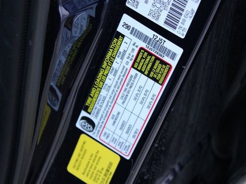 Used 2024 Toyota Tundra Limited image 32