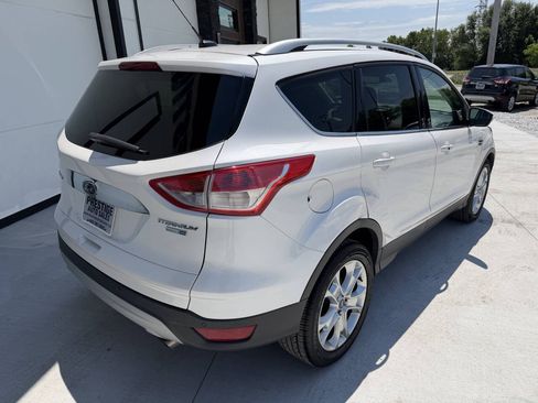 Used 2016 Ford Escape Titanium w/ Equipment Group 301A AWD/4WD image 9