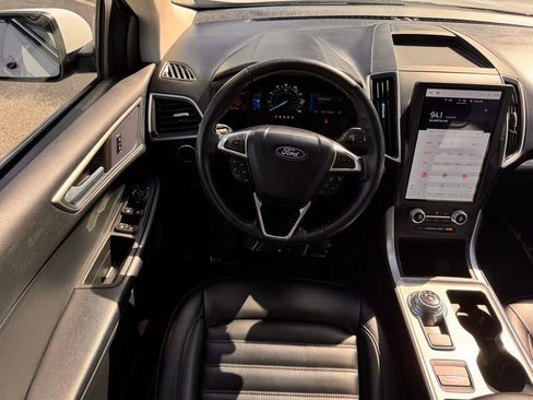 Used 2023 Ford Edge SEL image 19
