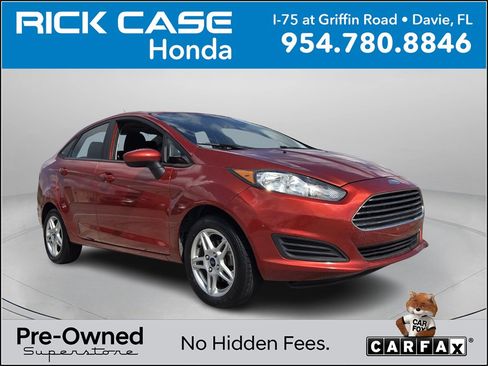 Used 2018 Ford Fiesta SE image 1