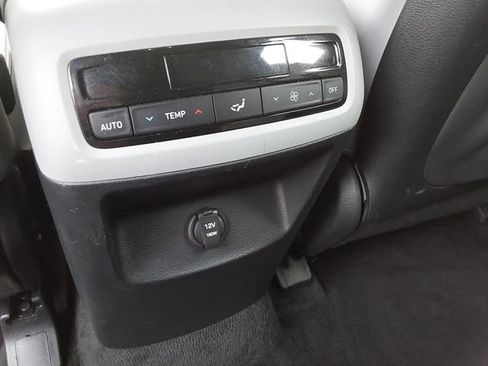 Used 2025 Hyundai Palisade SEL AWD/4WD image 17