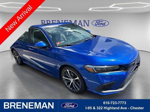 Used 2022 Honda Civic Touring image 1