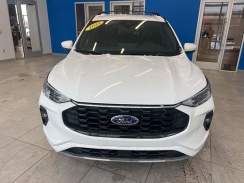 Certified 2023 Ford Escape ST-Line Select w/ Tech Pack #1 image 2