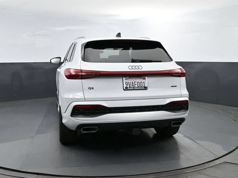 Used 2025 Audi Q5 Premium Plus w/ Premium Plus AWD/4WD image 21