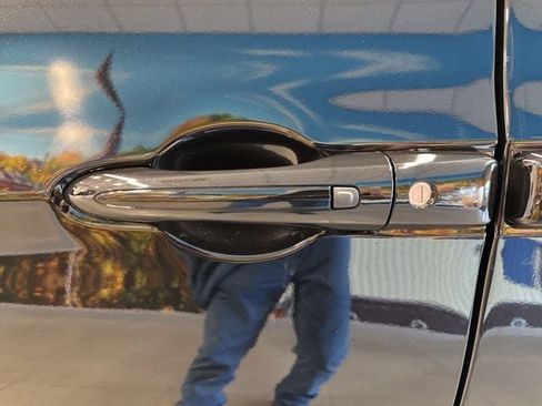 New 2026 Chrysler Pacifica Limited w/ S Appearance Package image 15