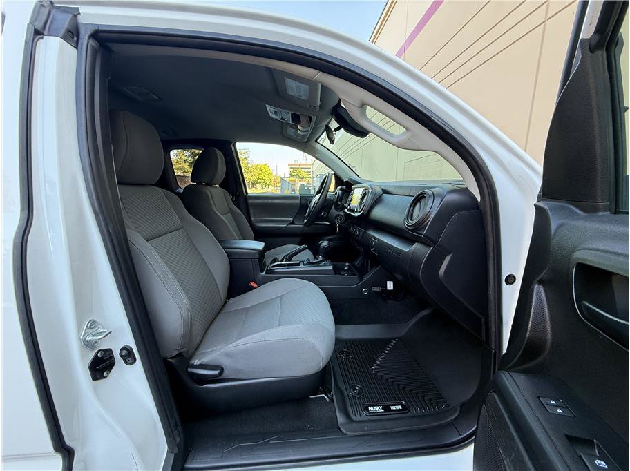 Used 2022 Toyota Tacoma SR RWD image 13