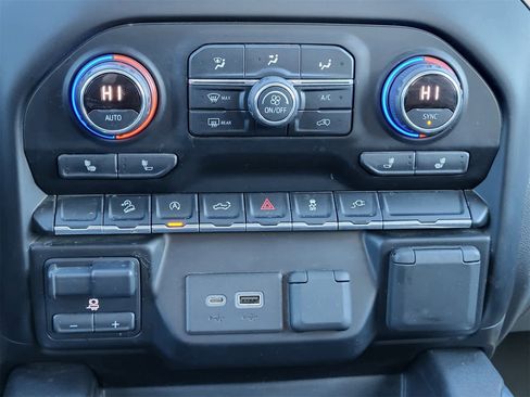 Used 2020 Chevrolet Silverado 1500 LT Trail Boss image 22