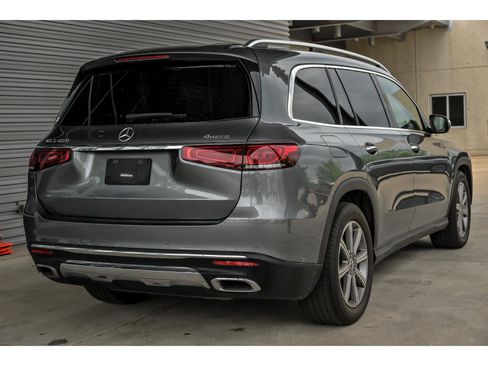 Used 2022 Mercedes-Benz GLS 450 4MATIC image 8