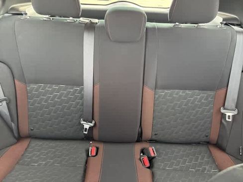 Used 2024 Nissan Kicks SR image 20