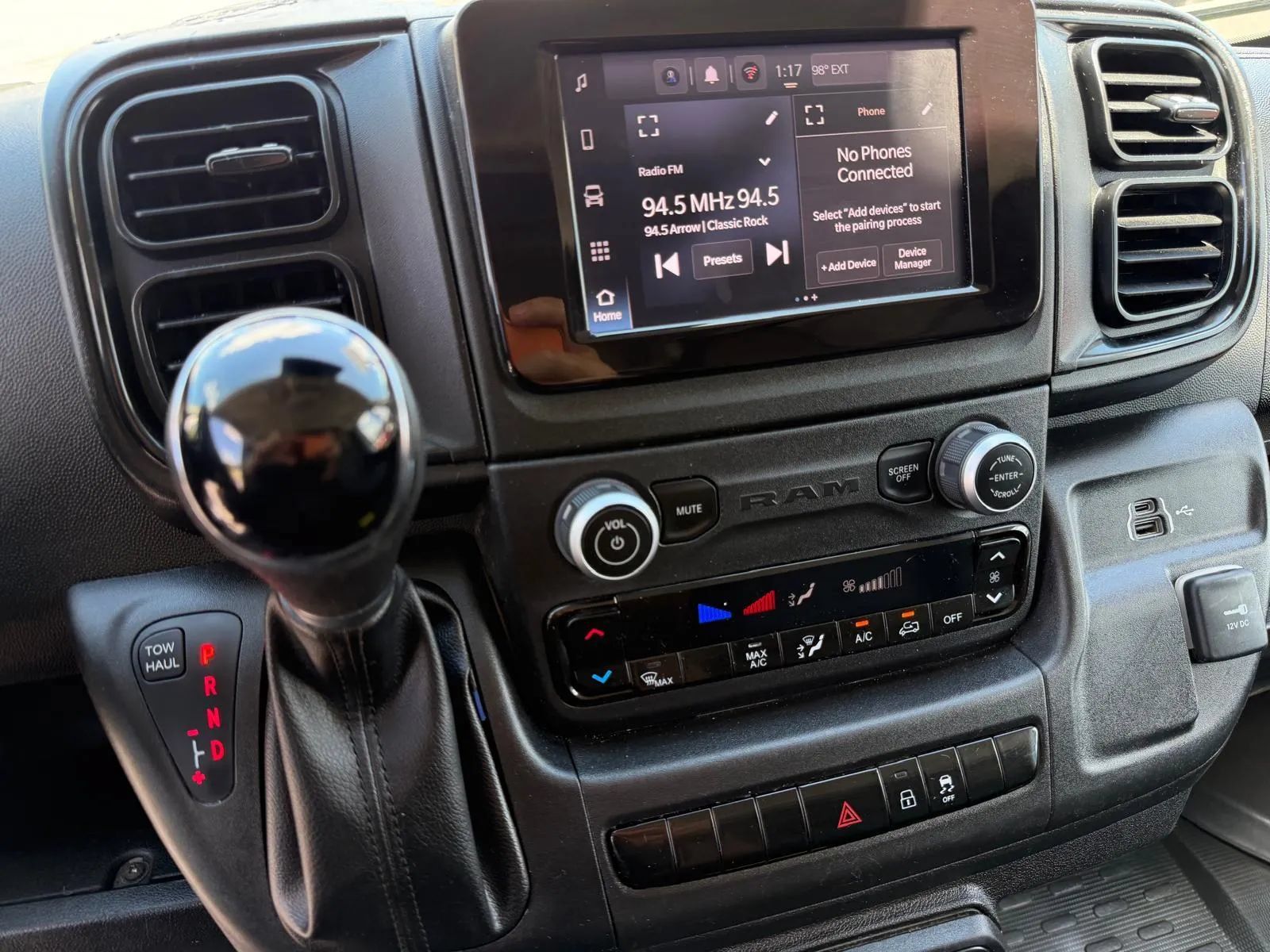 Used 2023 RAM ProMaster 2500 FWD image 15