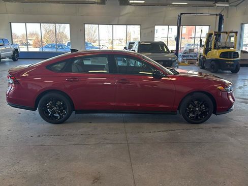 New 2025 Honda Accord SE image 6