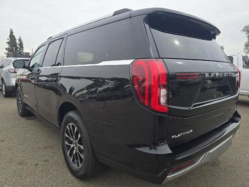 Used 2025 Ford Expedition Max Platinum image 4