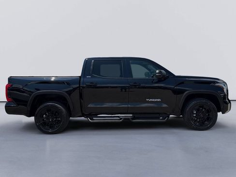 Used 2025 Toyota Tundra SR5 AWD/4WD image 2