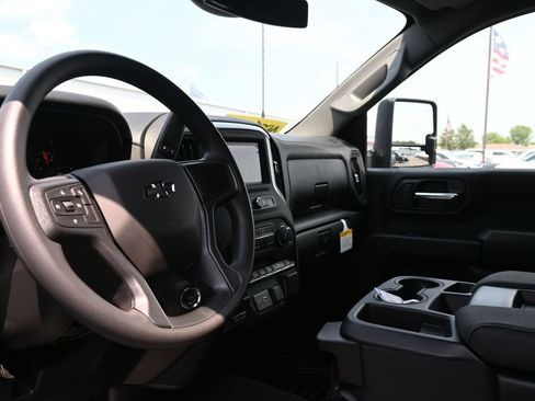 New 2026 Chevrolet Silverado 2500 Custom w/ Custom Value Package AWD/4WD image 22
