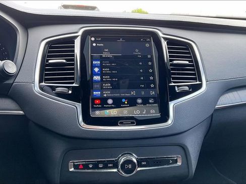 Used 2023 Volvo XC90 B6 Ultimate image 24