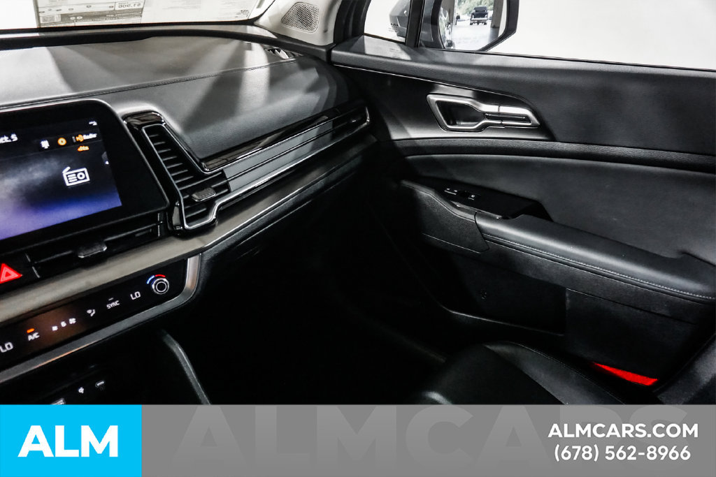 Used 2025 Kia Sportage EX FWD image 40