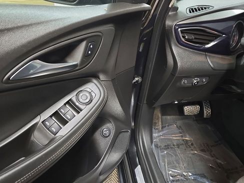 Used 2023 Buick Encore GX Select w/ Sport Touring Package AWD/4WD image 27