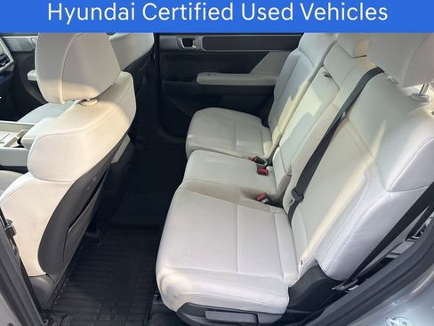 Used 2025 Hyundai Santa Fe SE image 16