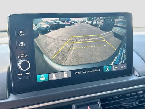 Used 2023 Honda Pilot EX-L image 13