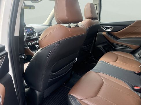 Used 2022 Subaru Forester Touring image 13