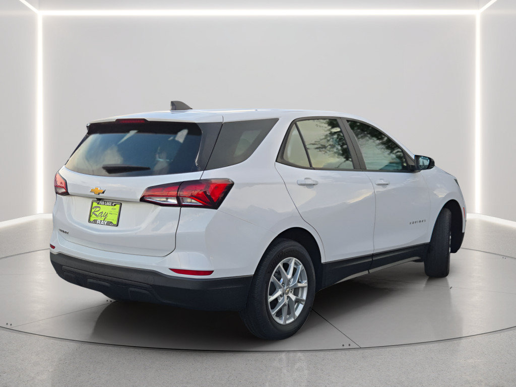 Certified 2024 Chevrolet Equinox LS FWD image 11