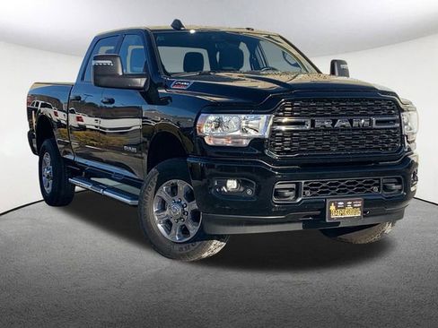 Used 2024 RAM 2500 Big Horn w/ Sport Appearance Package image 2