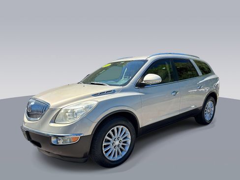 Used 2011 Buick Enclave CXL FWD image 6