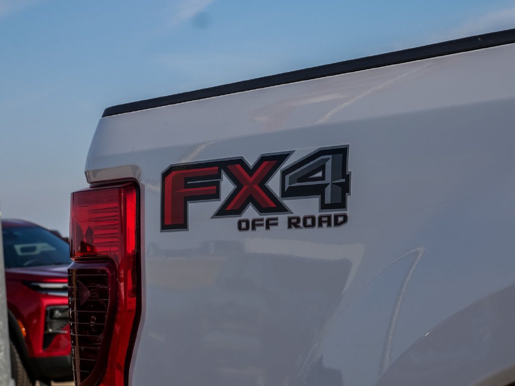 Used 2020 Ford F250 XLT w/ XLT Value Package AWD/4WD image 12