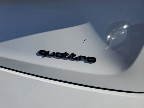 Used 2022 Audi e-tron Chronos w/ Chronos Package image 7