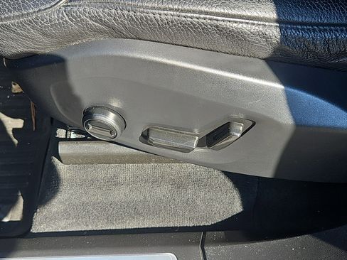 Used 2023 Volvo XC90 B6 Plus w/ Protection Package Premier image 16