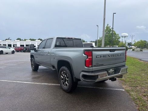 Used 2024 Chevrolet Silverado 3500 LTZ w/ LTZ Plus Package AWD/4WD image 7