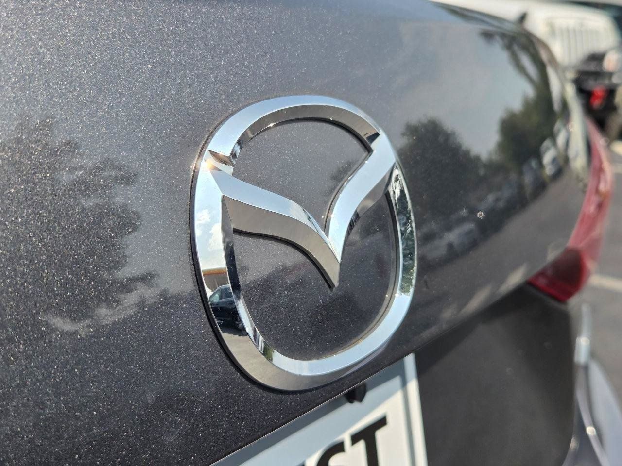 Used 2015 MAZDA MAZDA3 i Sport FWD image 8