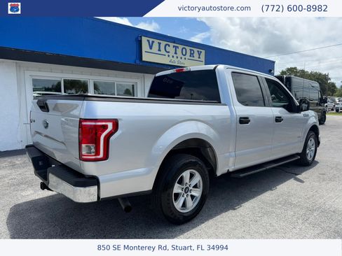 Used 2017 Ford F150 XLT RWD image 3