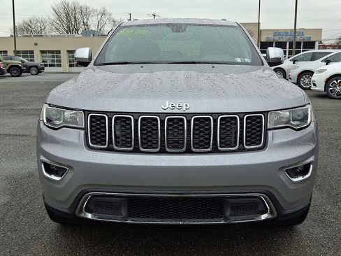 Used 2018 Jeep Grand Cherokee Limited w/ Trailer Tow Group IV image 2