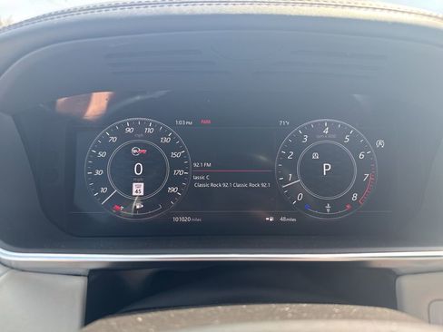 Used 2020 Land Rover Range Rover Sport SVR image 6