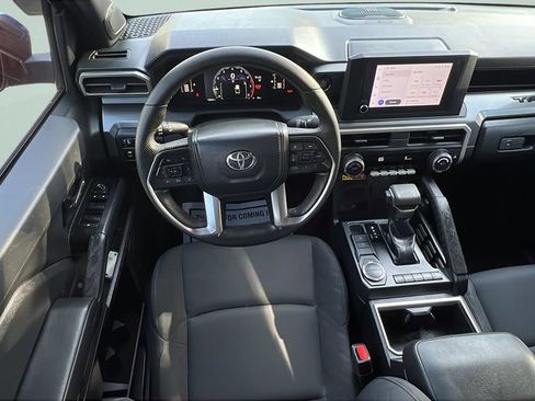 Used 2024 Toyota Tacoma SR5 w/ SR5 Upgrade Package RWD image 15