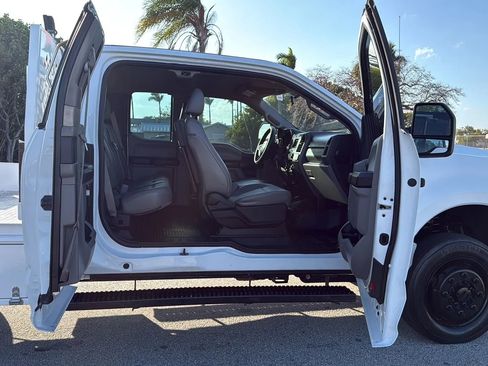 Used 2017 Ford F350 XL image 15