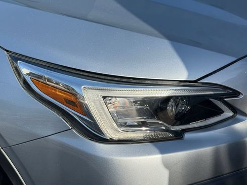 Used 2020 Subaru Outback Limited AWD/4WD image 12