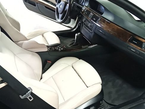 Used 2012 BMW 328i Convertible RWD image 12