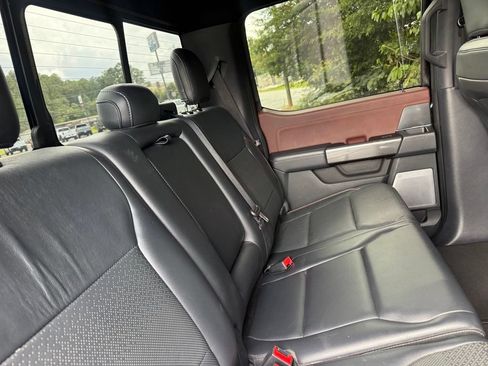 Used 2021 Ford F150 Lariat w/ Equipment Group 502A High AWD/4WD image 12