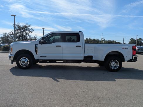 Used 2023 Ford F350 XLT w/ 360-Degree Camera Package image 8