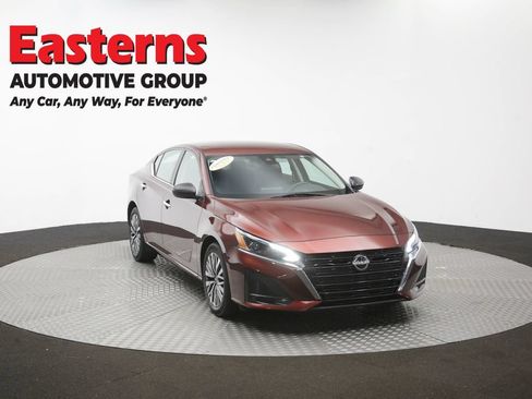 Used 2024 Nissan Altima 2.5 SV FWD image 49