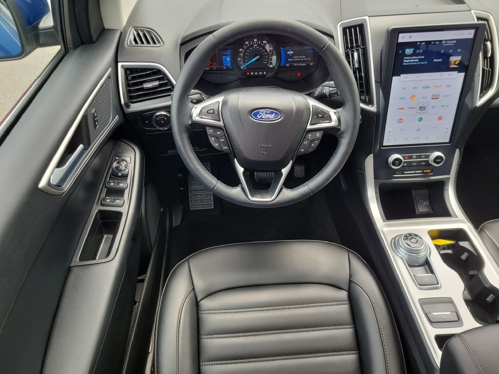 Used 2024 Ford Edge SEL w/ Convenience Package AWD/4WD image 14