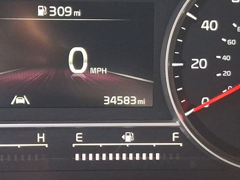 Certified 2023 Kia Sorento LX AWD/4WD image 20