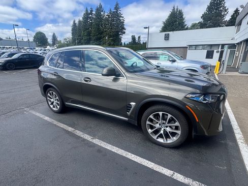 Used 2026 BMW X5 xDrive40i w/ Climate Comfort Package AWD/4WD image 1