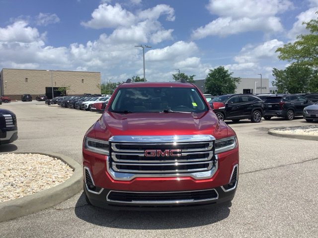 Used 2023 GMC Acadia SLT w/ Preferred Package AWD/4WD image 2