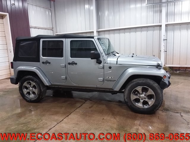 Used 2017 Jeep Wrangler Unlimited Sahara AWD/4WD image 6