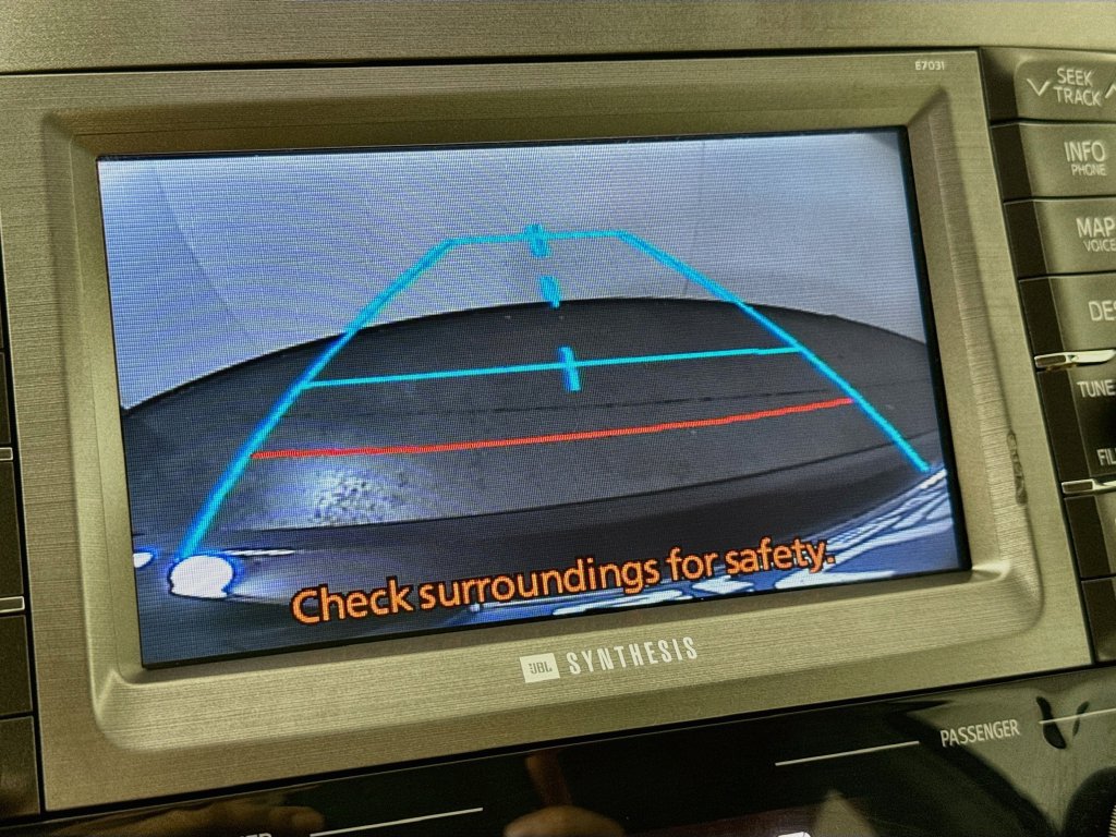 Used 2012 Toyota Avalon Limited FWD image 14